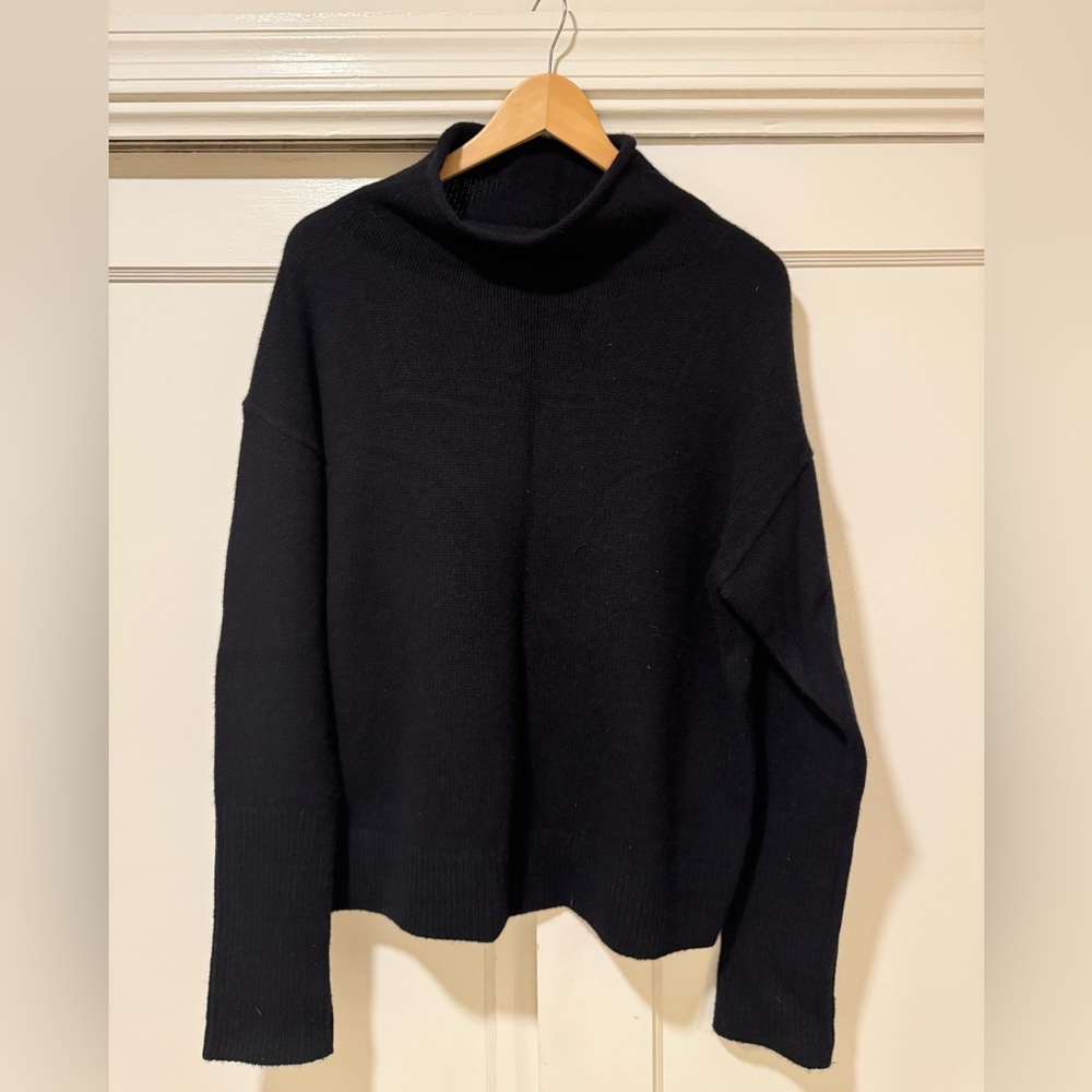 Aritzia Wilfred Classic Black Turtleneck Sweater